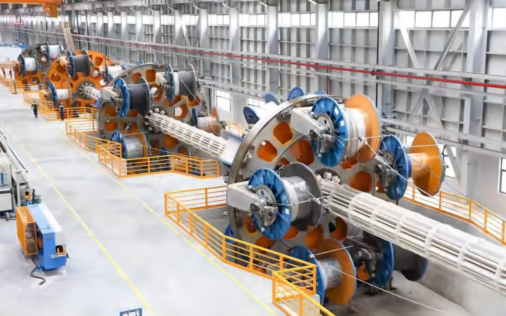 Horizontal laying-up machine for large and long-length cables
