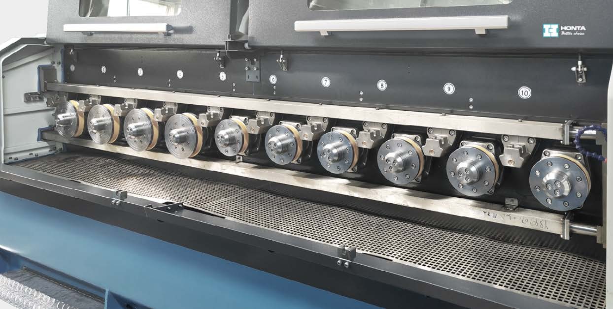 Intermediate wire drawing machine with drawing capstans shown in the MD200 and MD150 product sheet