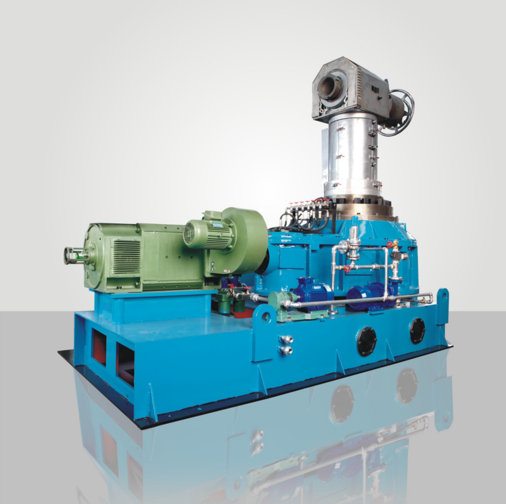 Lead sheathing extruder with drive assembly and extrusion column